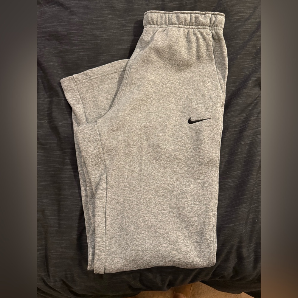 Nike Heather Gray Standard Fit Pants